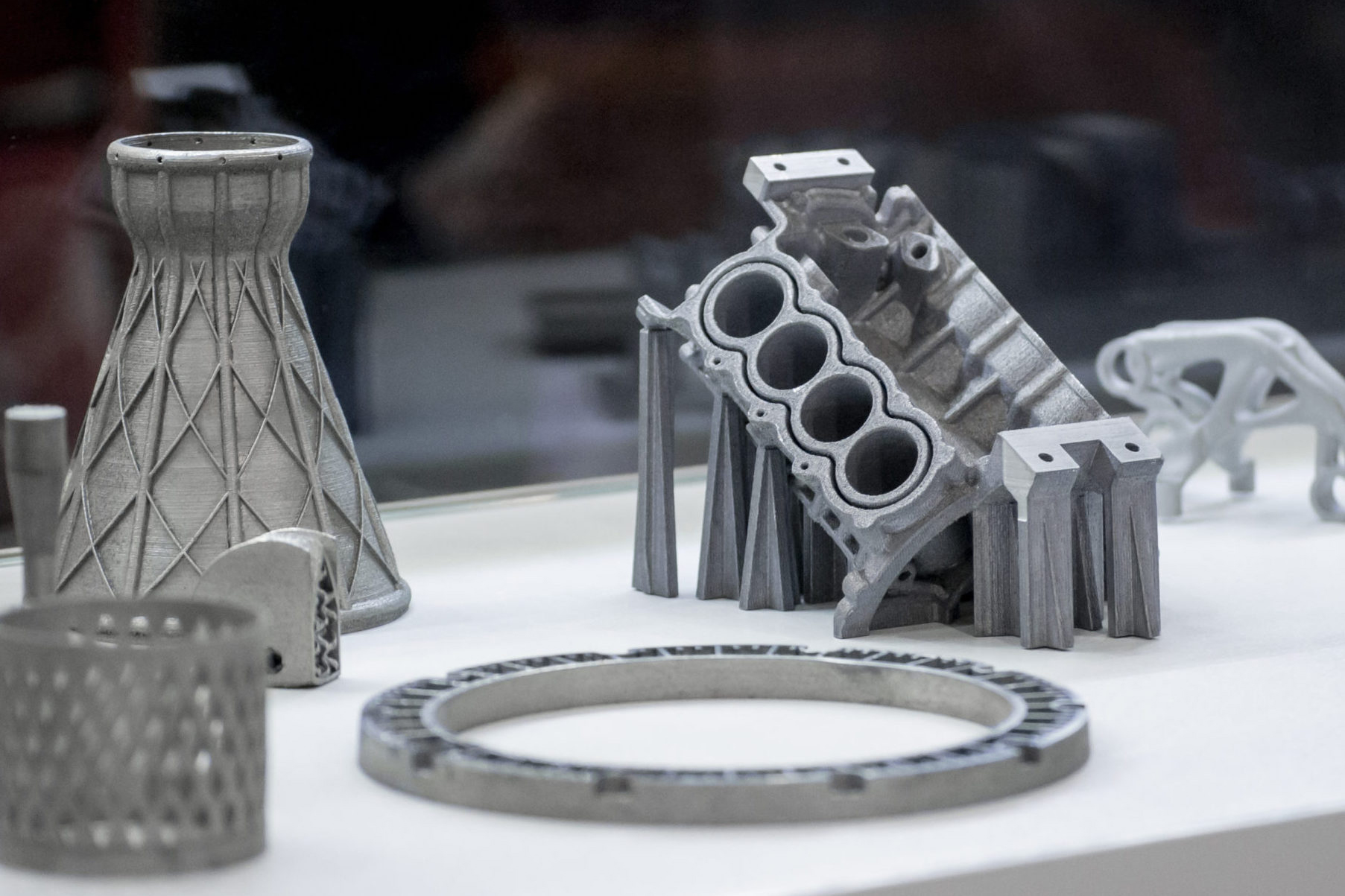 Holding object printed on metal 3d printer.